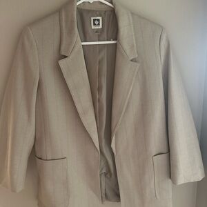 Women’s Beige Blazer